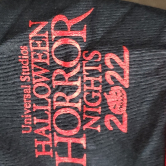 NEW HALLOWEEN HORROR NIGHTS UNIVERSAL STUDIOS MEDIUM TSHIRT UNISEX - Picture 6 of 8